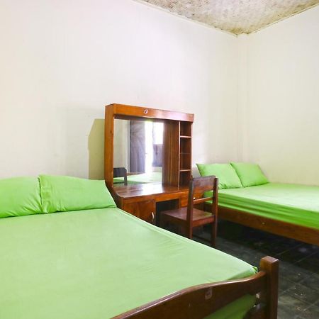 Hotel Mawar 2 Денпасар Екстериор снимка