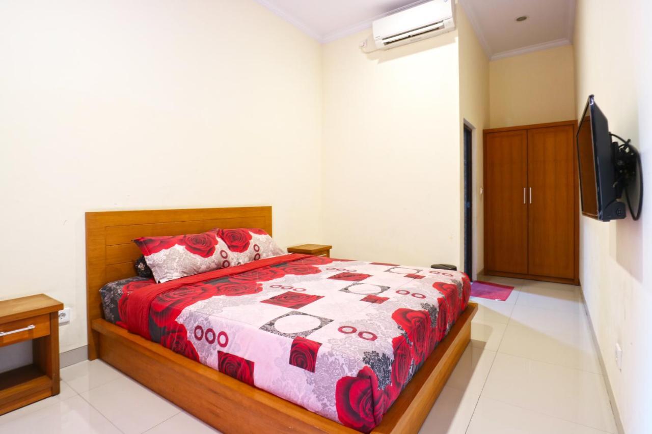 Hotel Mawar 2 Денпасар Екстериор снимка