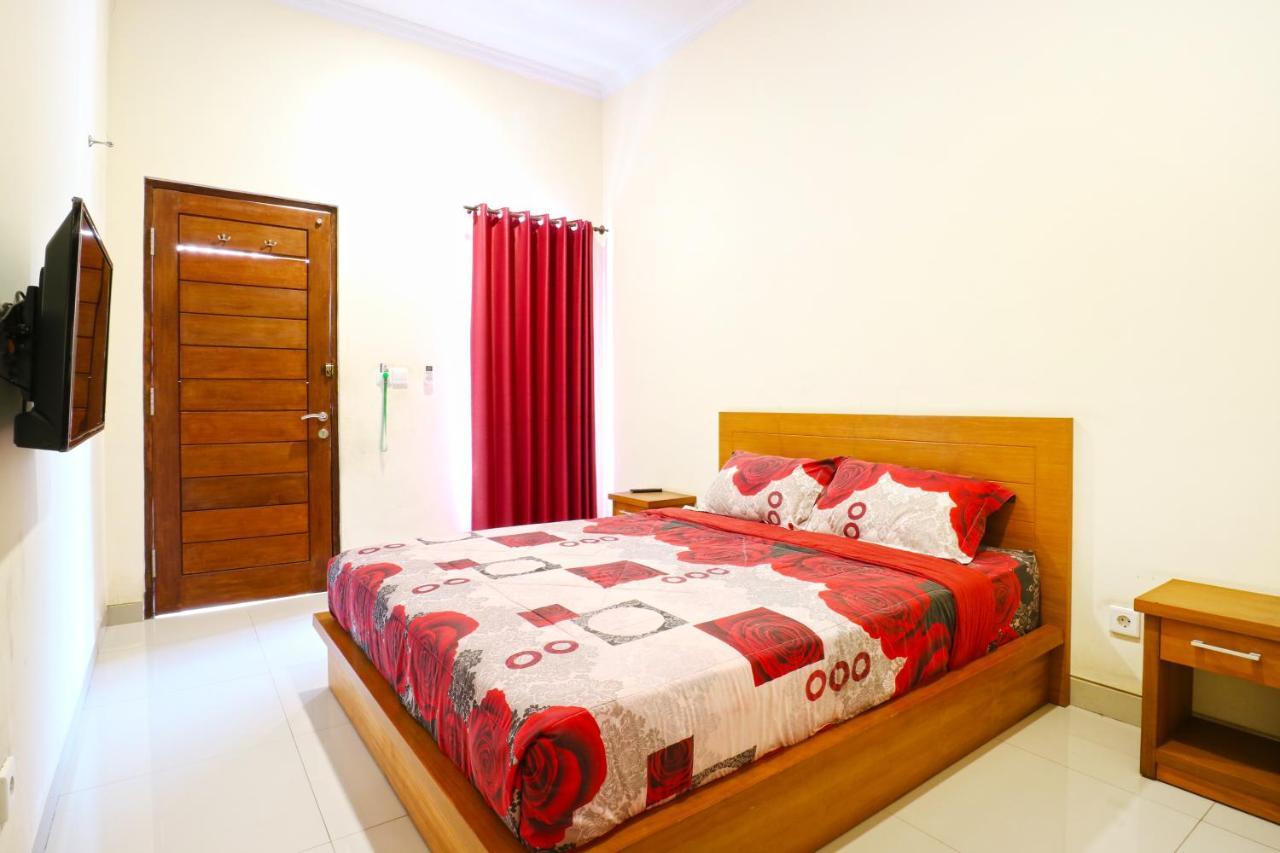 Hotel Mawar 2 Денпасар Екстериор снимка